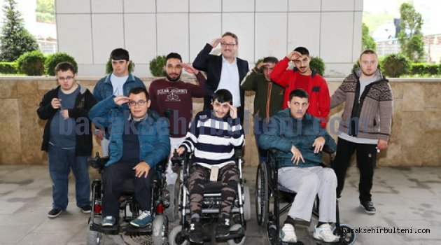 Engelli gençler, “Asker Yemeği”nde buluştular