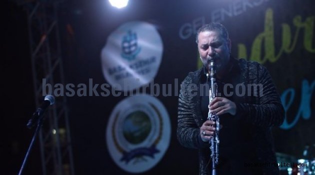 Hıdırellez Hüsnü Şenlendirici ile şenlendi