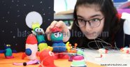 ARKADAŞLARI TATİL YAPARKEN ONLAR EĞİTİMDE