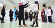 BAŞAKŞEHİRLİ KADINLARA ÖZEL HALK OYUNLARI EĞİTİMİ