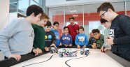 LEGOLARDAN ROBOT YAPTILAR