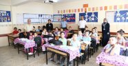Temel kırtasiye ihtiyaçları belediyeden